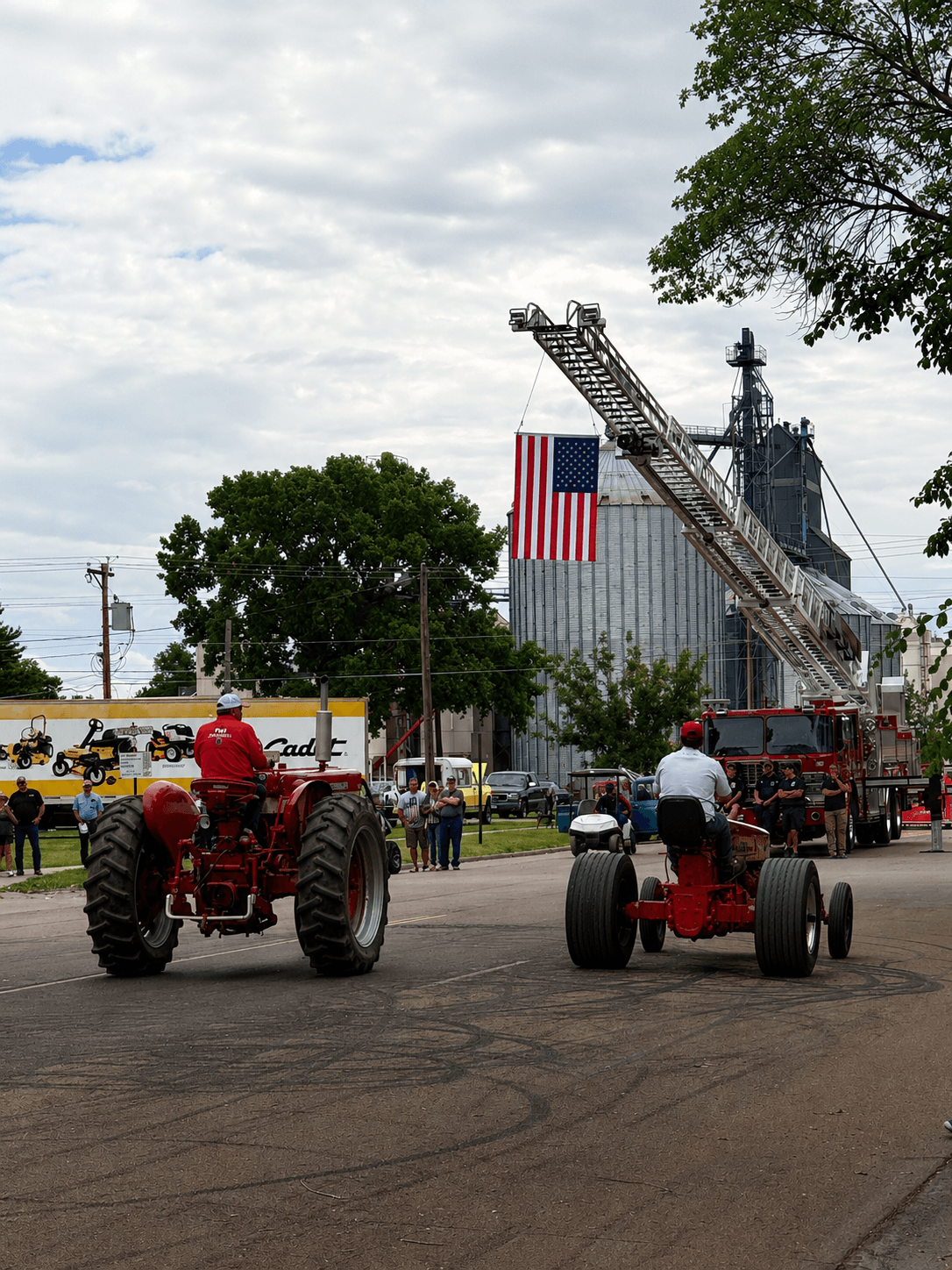 Tractor and Traditions Celebrated at Red Power Roundup | Red River Farm ...